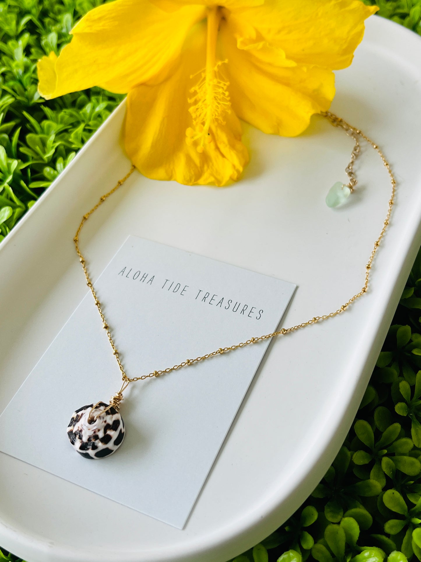 Hebrew Pendant Necklace - Ericka
