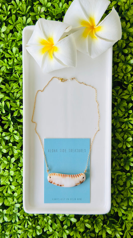 14K GF Cowrie Claw Bar Necklace 16”