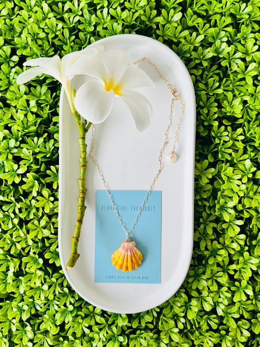 14K GF Sunrise Shell Necklace 16” - Amber