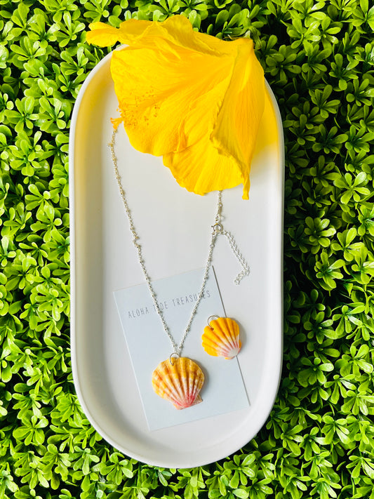 Sterling SIlver Sunrise Shell Necklace 15” - Bonus shell