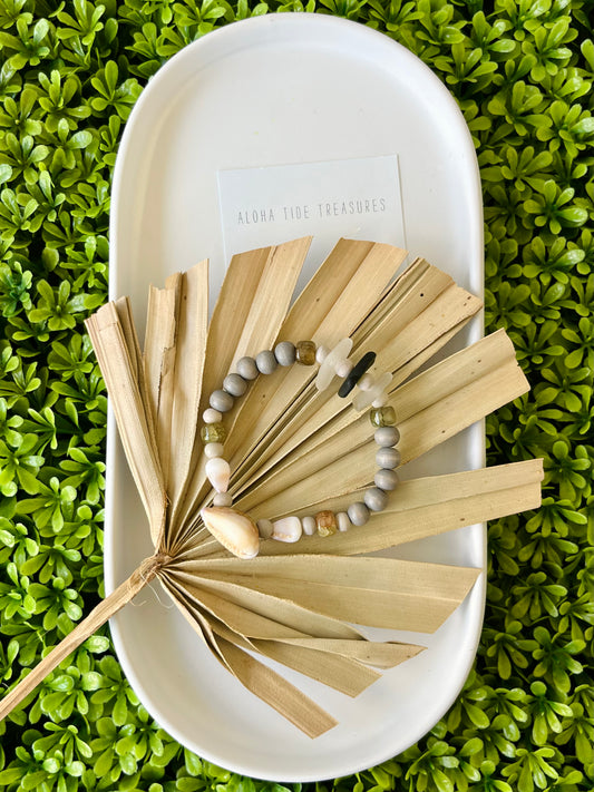 Cowrie & Sea Glass Bracelet