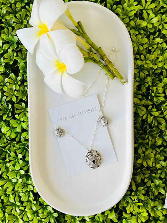 Sterling SIlver ‘Opihi Necklace 18”